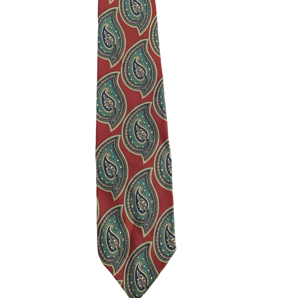 Ralph Lauren vintage 100% silk tie. Red & green unique Paisley pattern. EUC